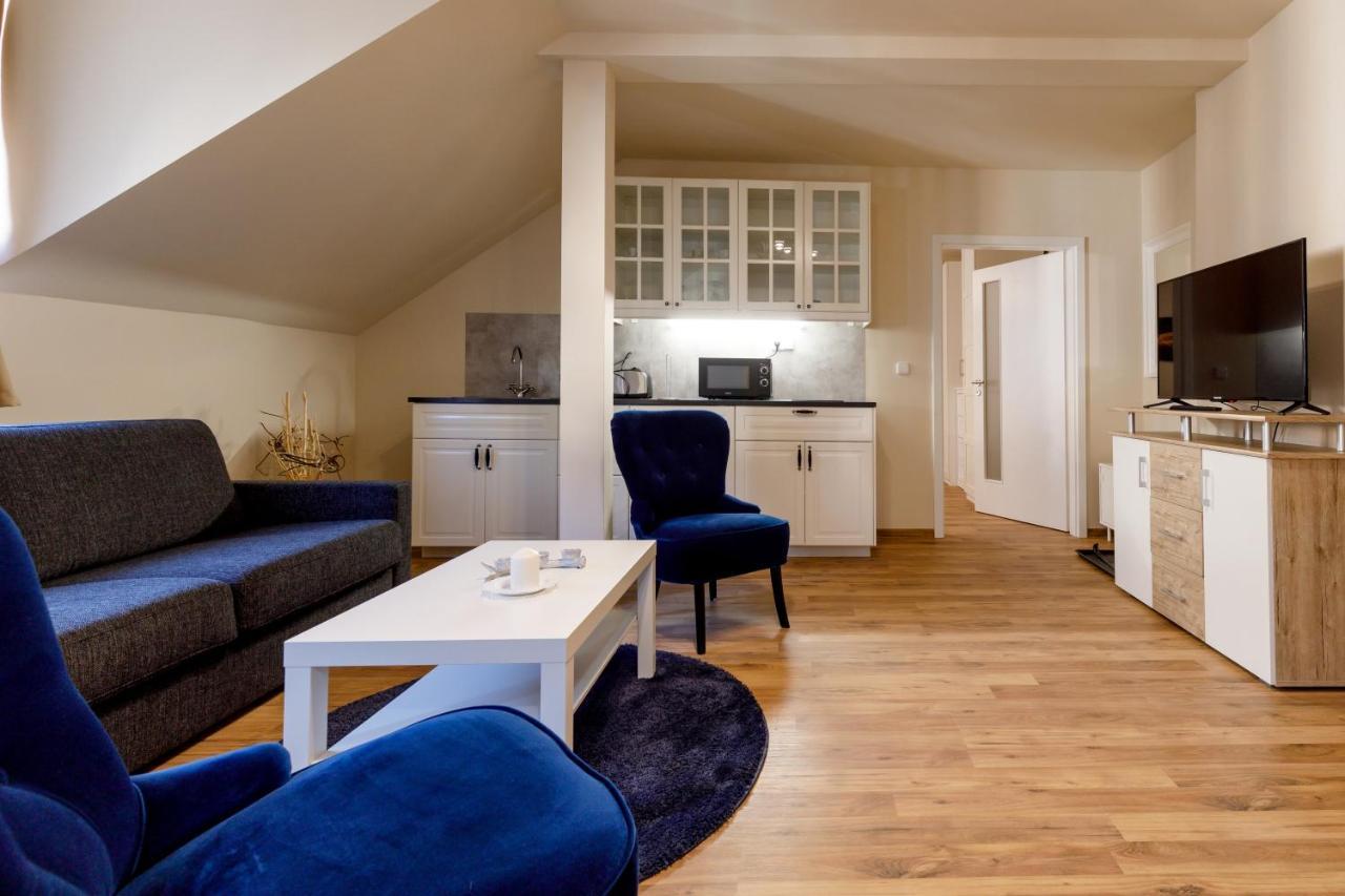 Apartments Menuet Karlovy Vary Room photo